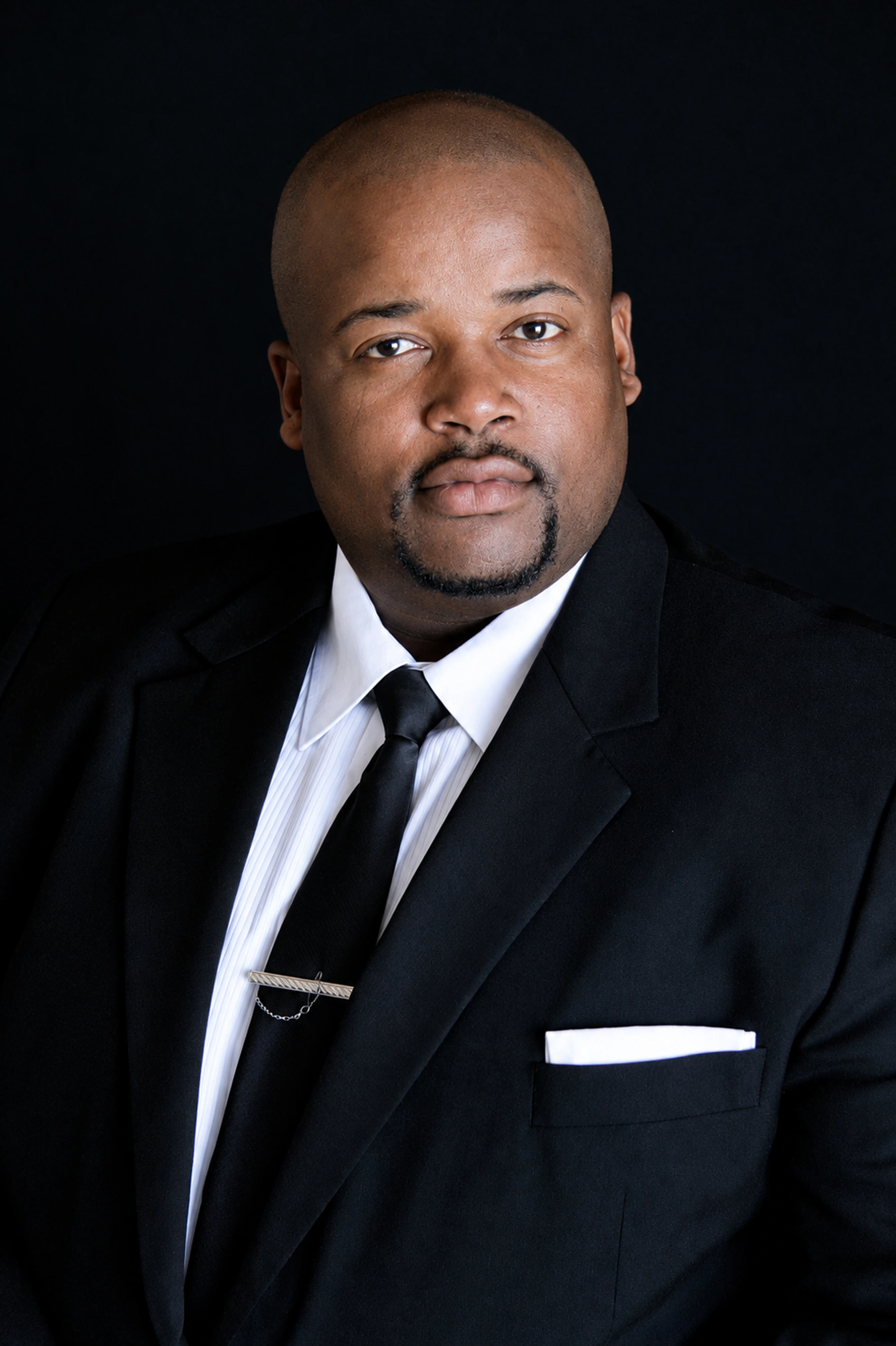 Siyabulela Ntlale, Baritone