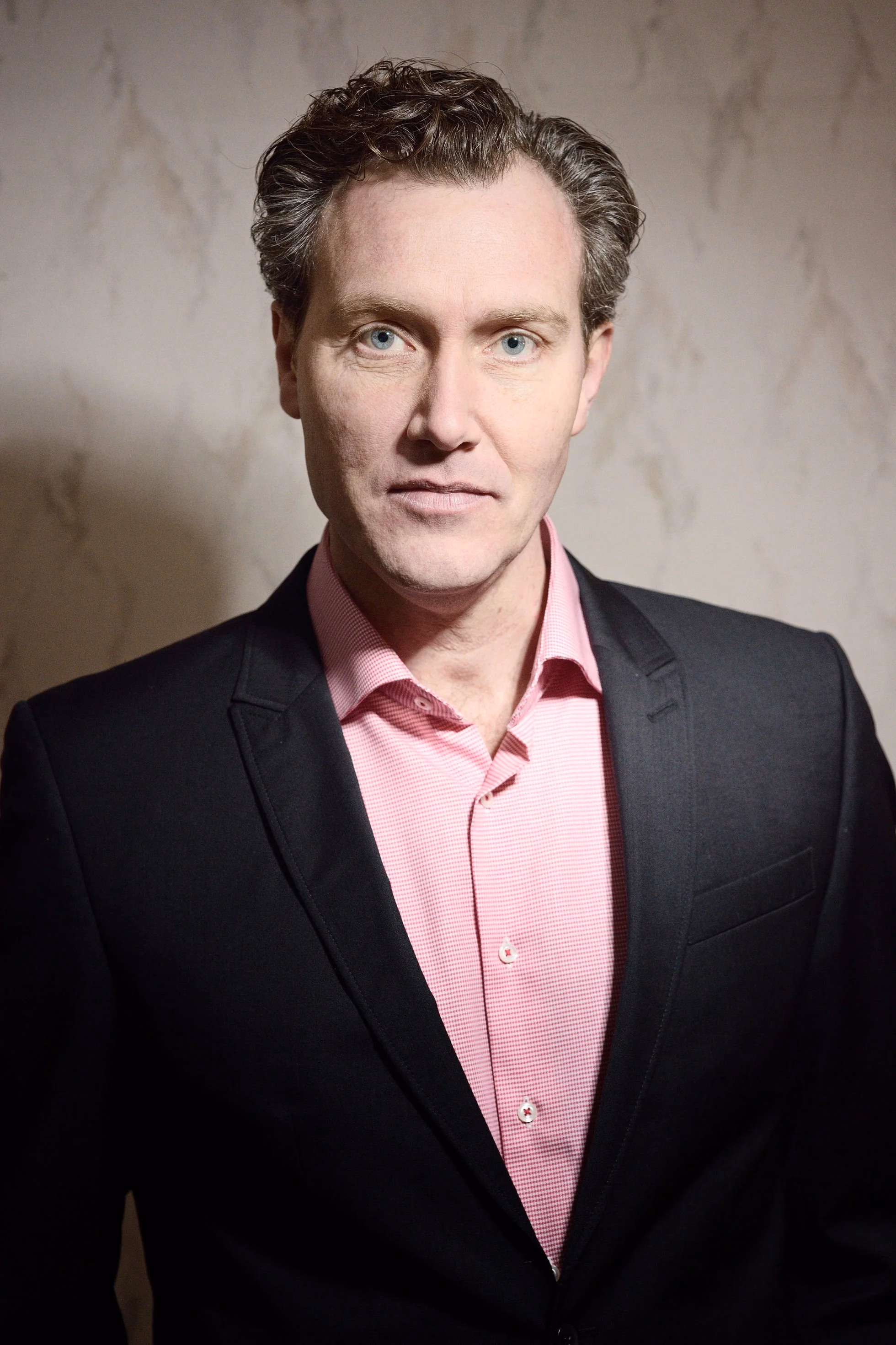 Martin-Jan Nijhof, Bass-baritone